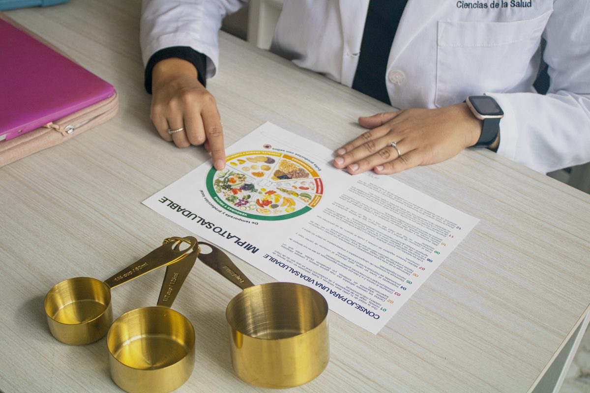 Consulta de nutrición clínica presencial en Zapopan Guadalajara con Ana Paula Morfín